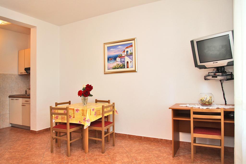 Villa Marijana セレセル エクステリア 写真